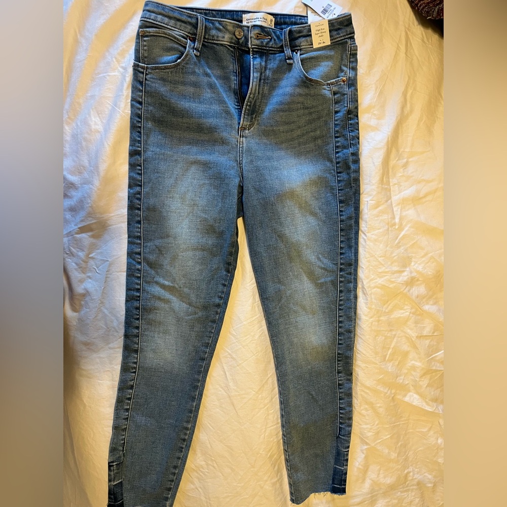 Abercrombie & Fitch Blue Ankle Jeans